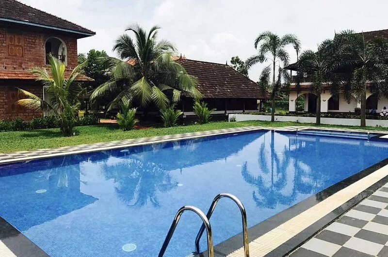 Kumarakom Heritage Resort swimming pool – luxury resort pool in Kerala