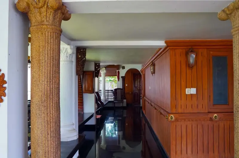 Traditional Kerala heritage interiors at Lakshmipuram Palace Homestay