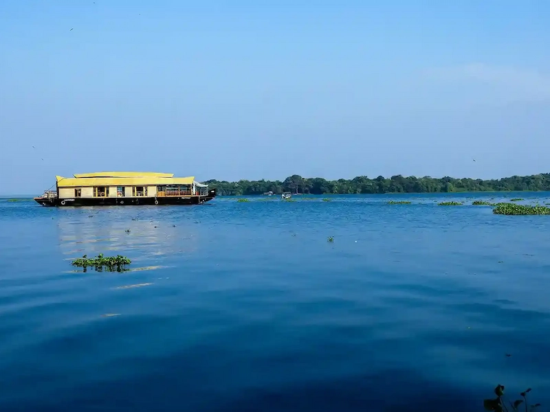 Pathiramanal Proposed for Global Tourism Project by Suresh Gopi